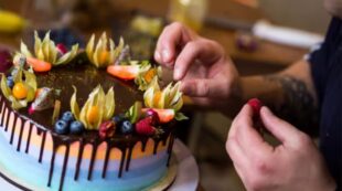 Cake Decorating Expert Course