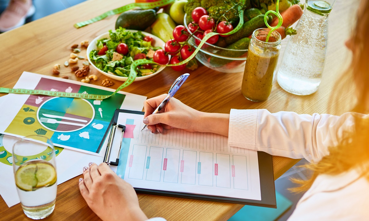 Online Diet and Nutrition - Make Your Own Diet Plan Course