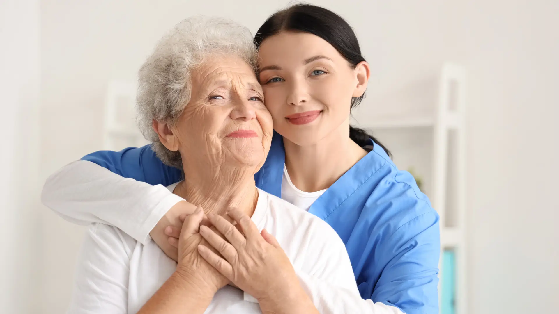 How Much Does a Nursing Assistant Make in the UK!