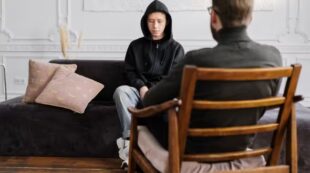 Acceptance and Commitment Therapy (ACT) – ACCREDITED CERT